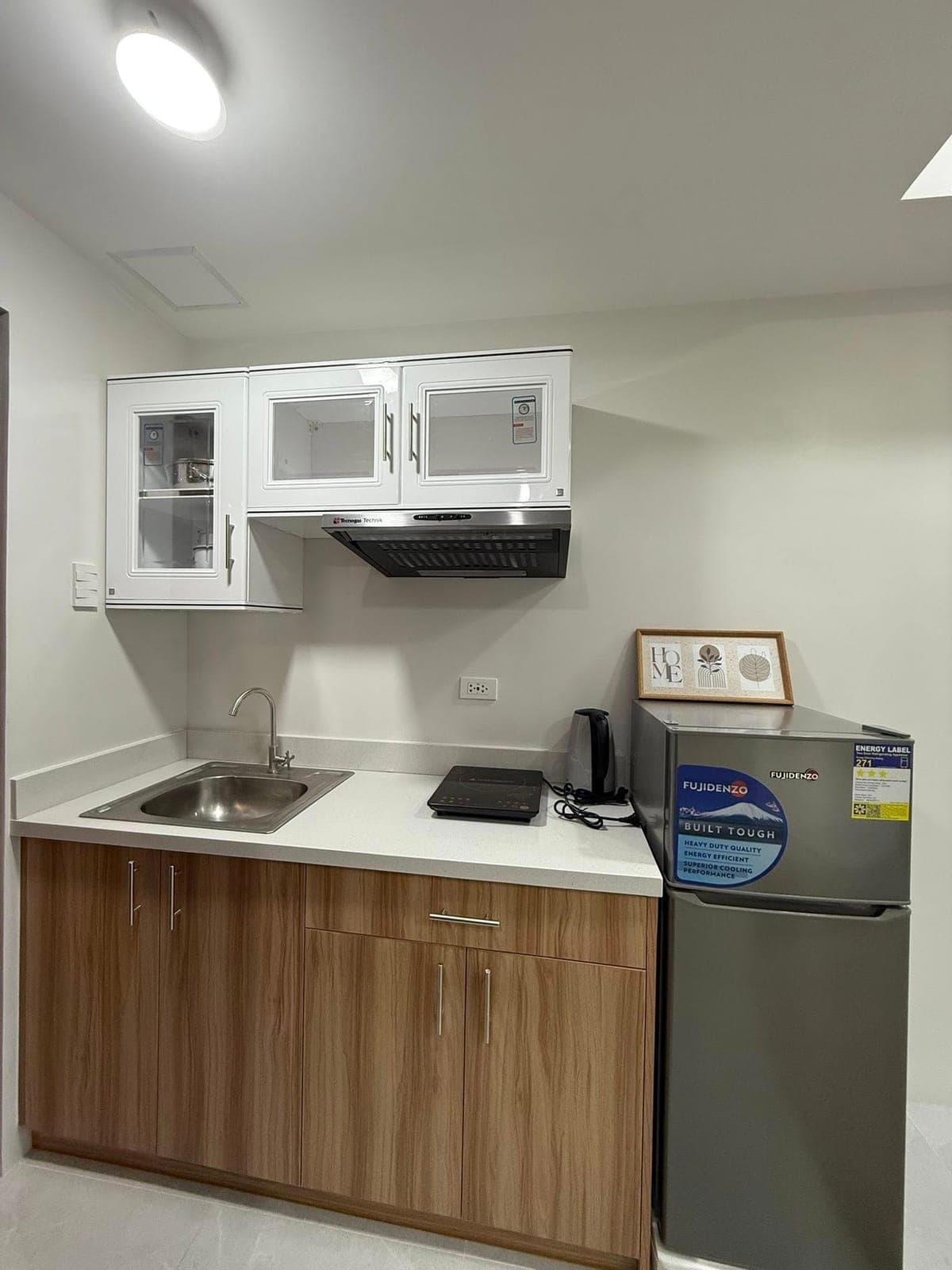 Studio at Mivela Garden Residences back of Country Mall and IT Park Lahug - photo 10