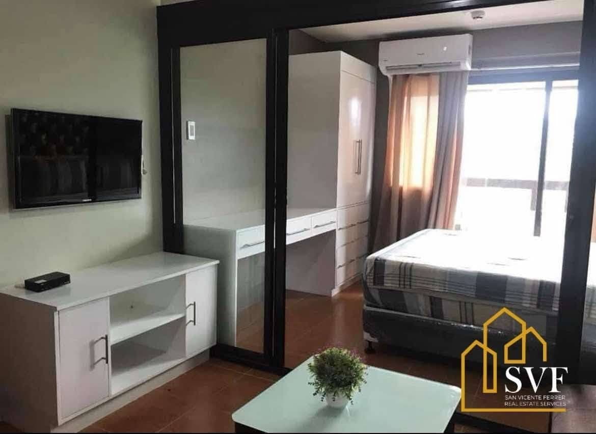 2 bedroom condo for rent - photo 2