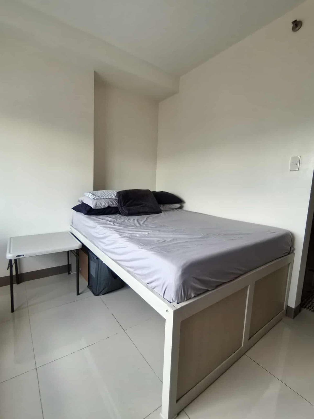 Studio for rent - photo 1