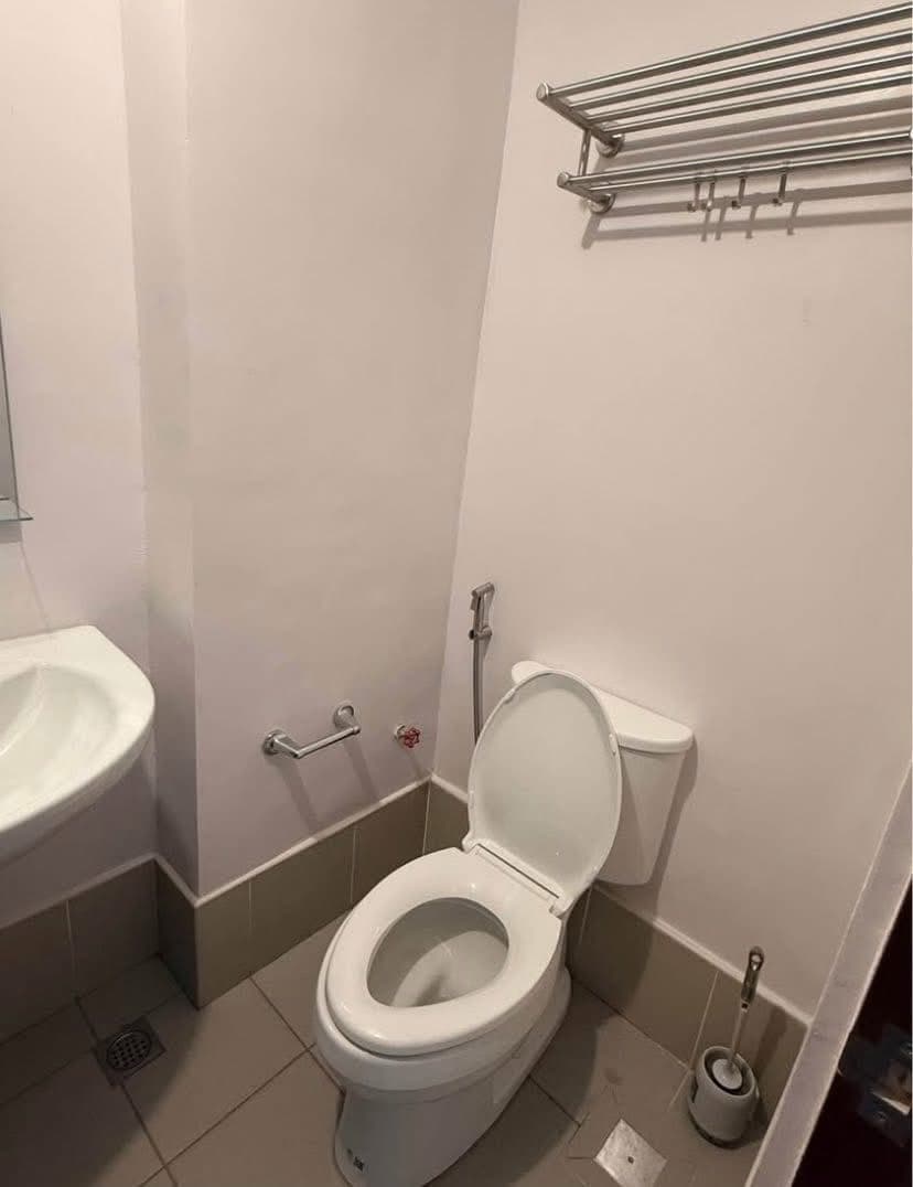 🌿 Studio Unit for Long-Term Lease | Casa Mira Towers, Mandaue - photo 1