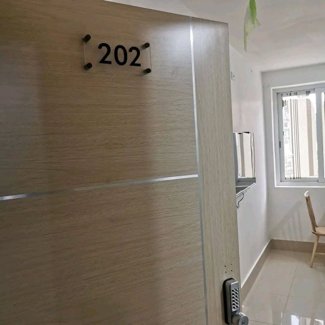 – READY TO MOVE IN! ✨| - photo 7