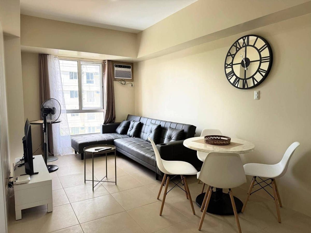 FOR RENT: Fully Furnished 1-Bedroom Condo - photo 4