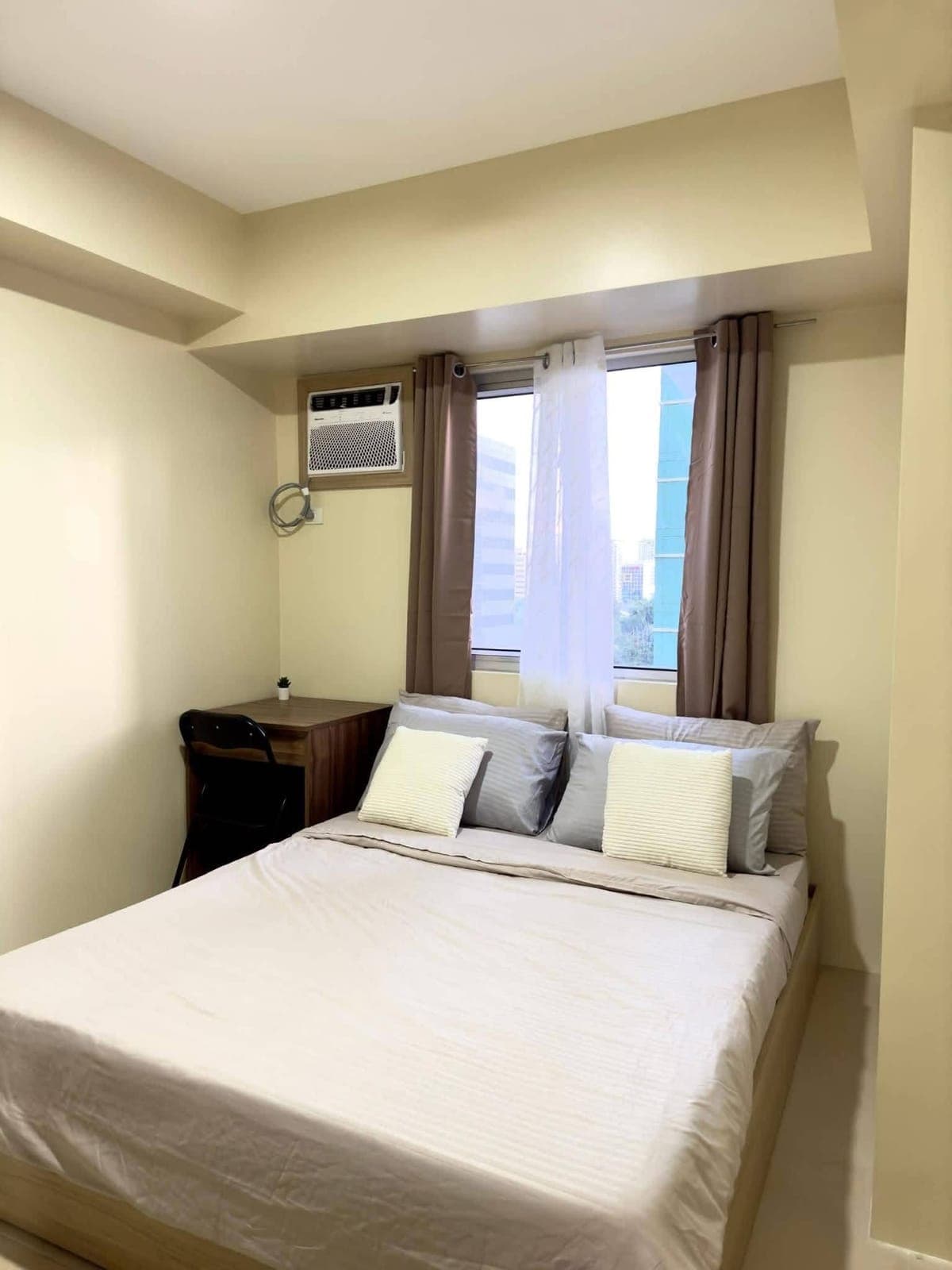 FOR RENT: Fully Furnished 1-Bedroom Condo - photo 5