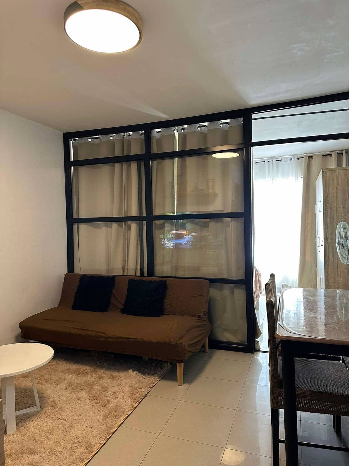 DL-Cozy Modern Minimalist 1-Bedroom Fully Furnished Condo in Urban Deca Homes Tipolo, Building 6 2nd floor - photo 1