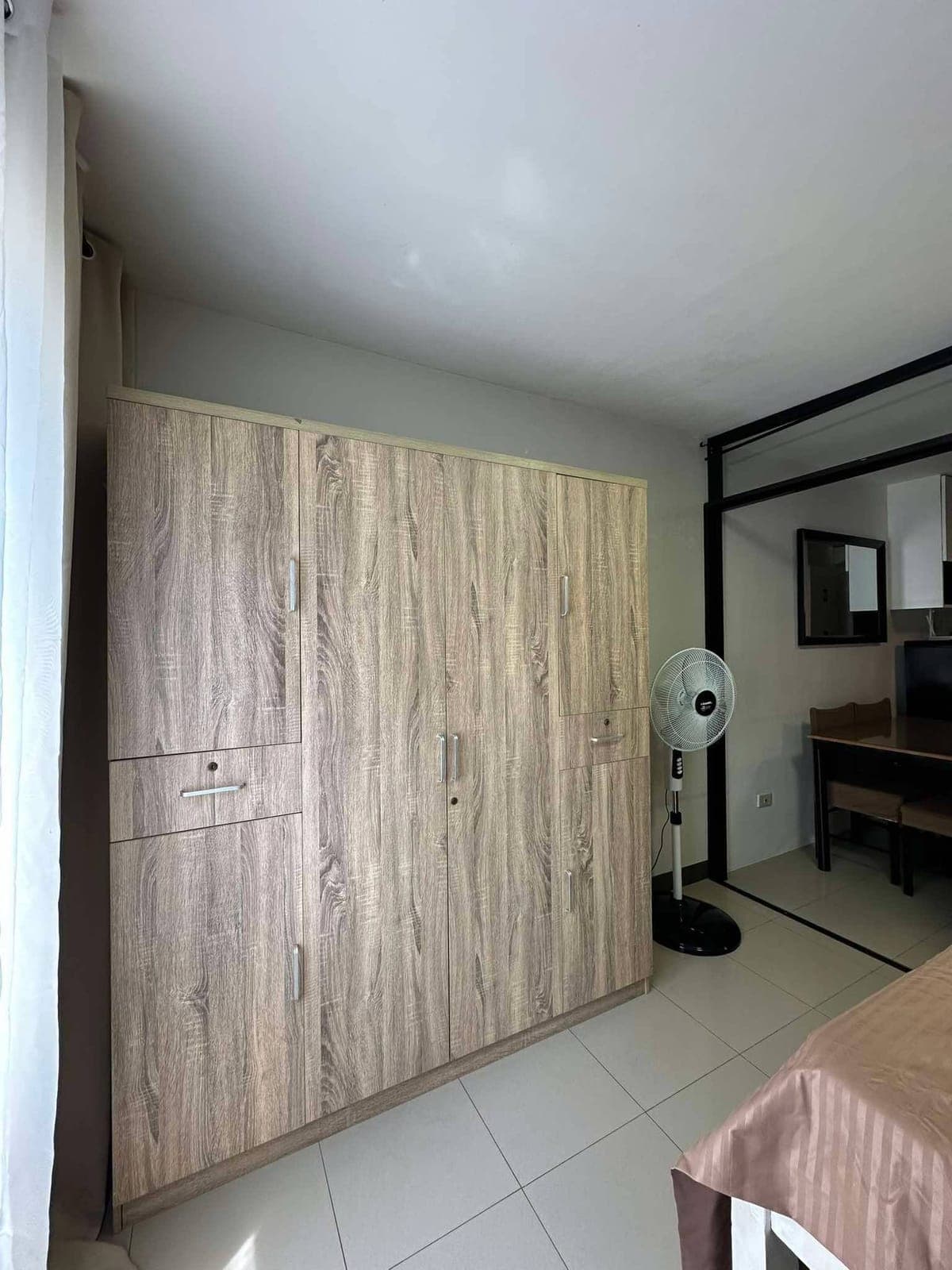 DL-Cozy Modern Minimalist 1-Bedroom Fully Furnished Condo in Urban Deca Homes Tipolo, Building 6 2nd floor - photo 6