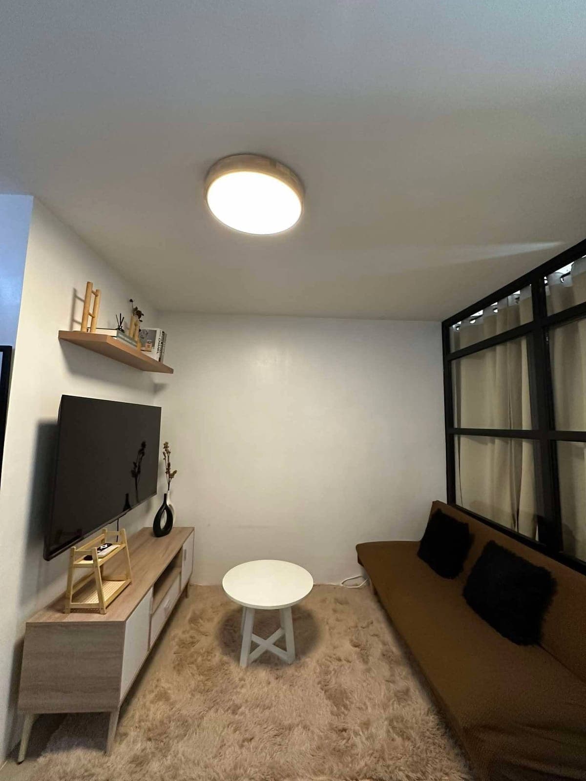 DL-Cozy Modern Minimalist 1-Bedroom Fully Furnished Condo in Urban Deca Homes Tipolo, Building 6 2nd floor - photo 8