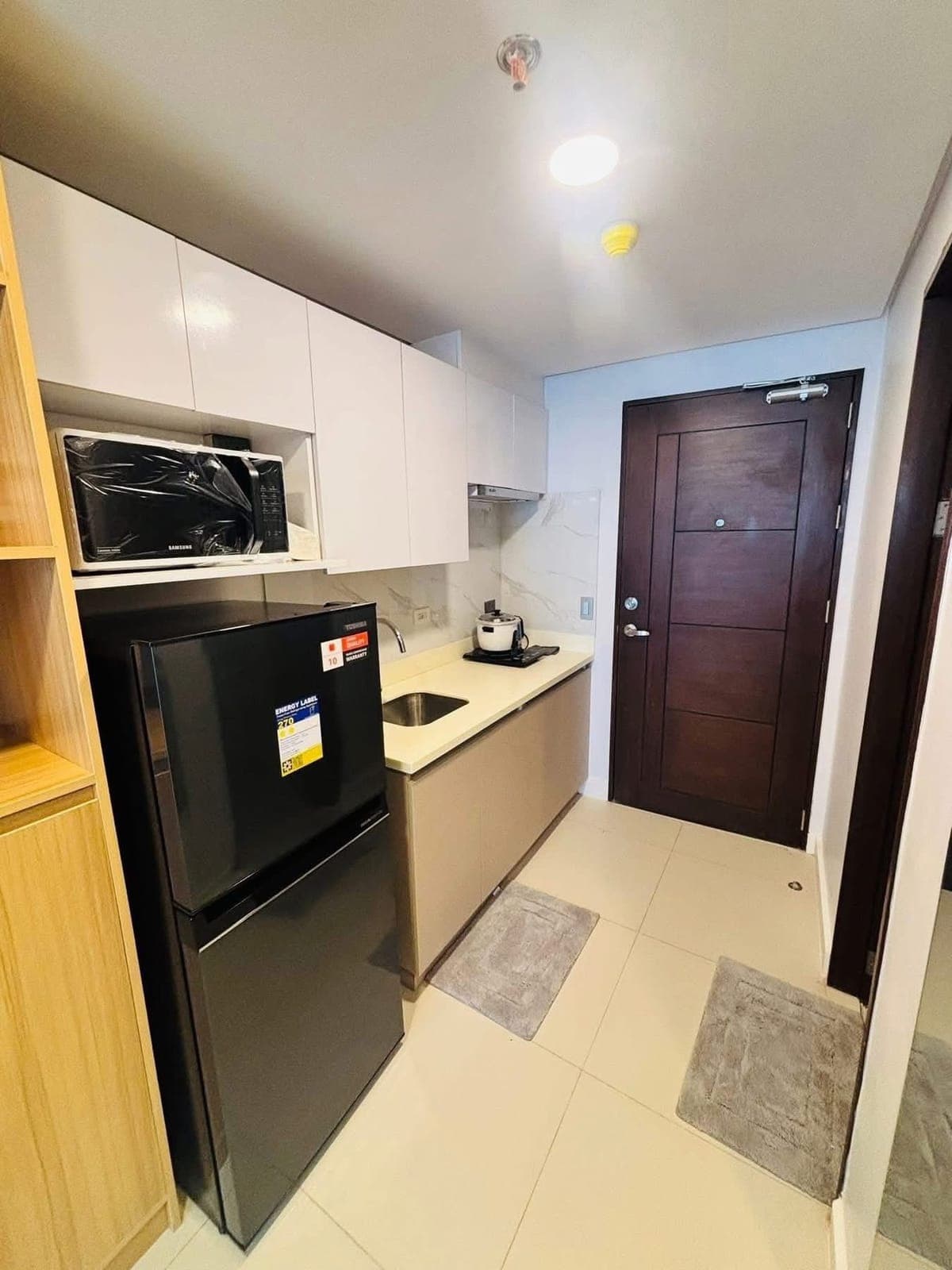 38th Park Avenue- Studio for Rent- Open for Sublease‼️- 30k including condo dues ( 1 year lease) - photo 1
