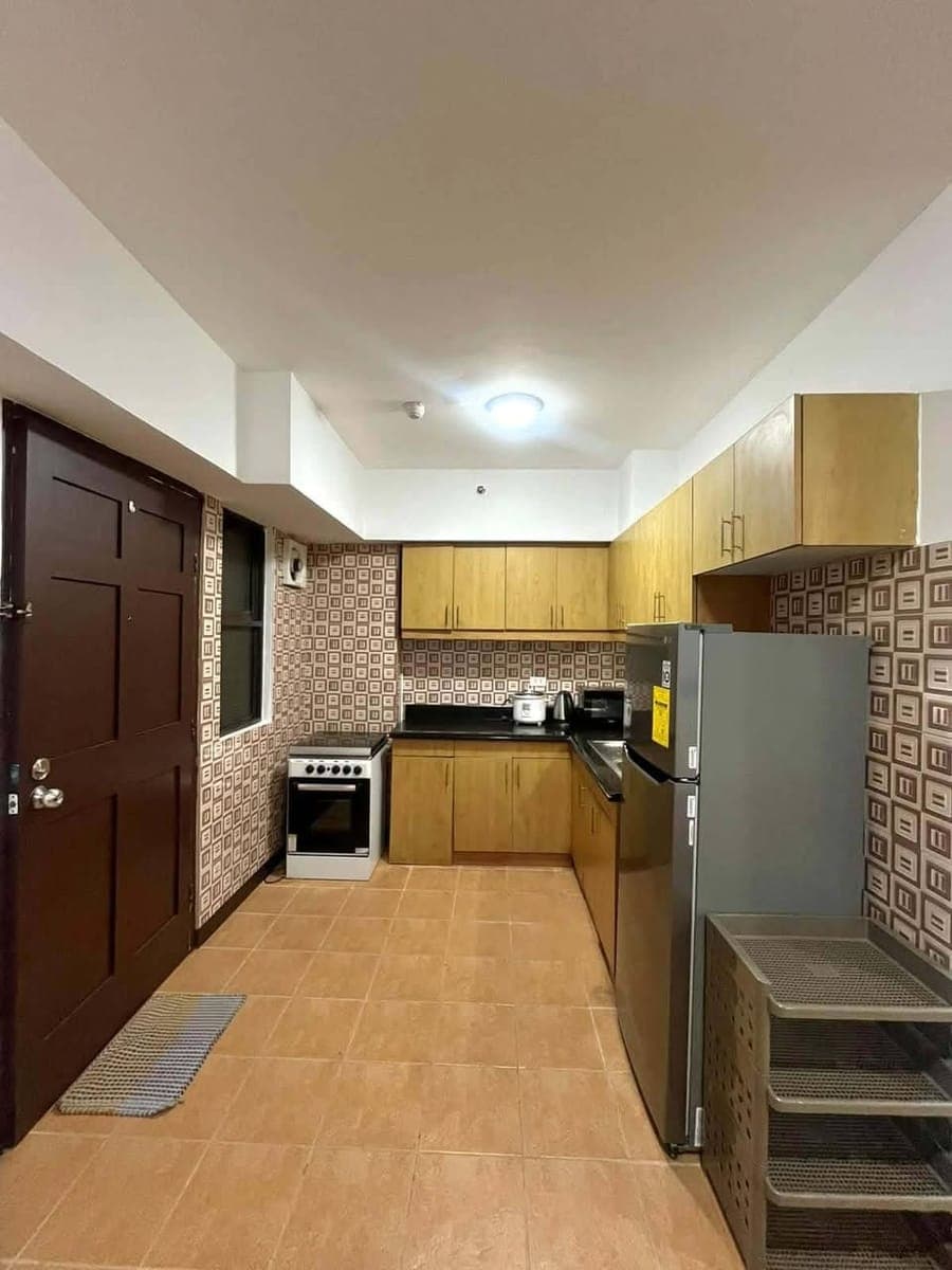 For Rent - photo 1