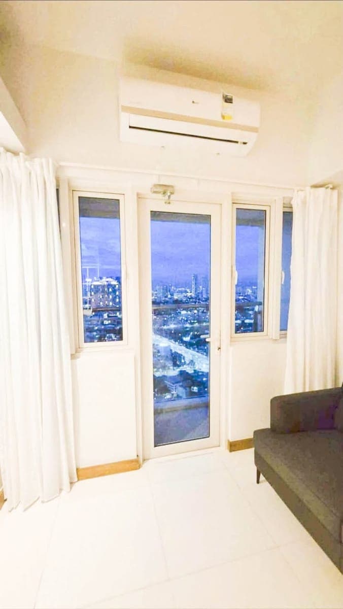 For Rent - photo 1