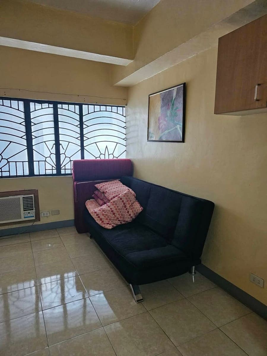 Unit for rent malapit sa station ng Vito cruz - photo 5