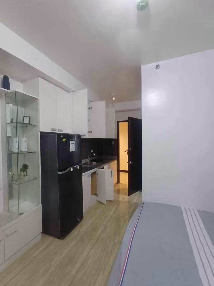Studio Type Condo For Rent - photo 3