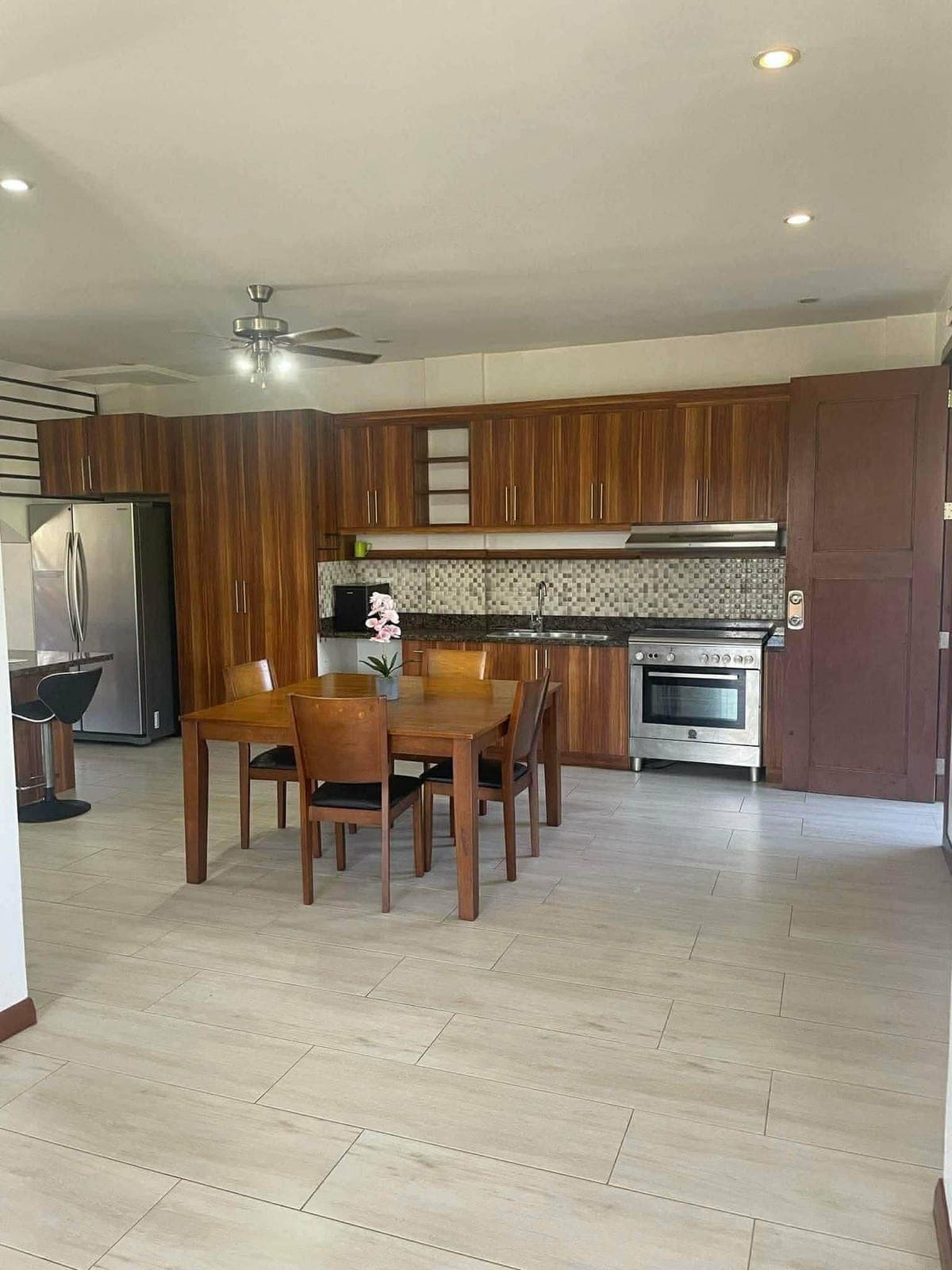 HOUSE FOR RENT IN MACTAN - photo 14