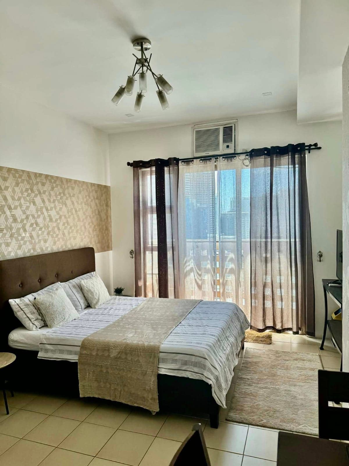 For Rent in The Trillium Residences - photo 6