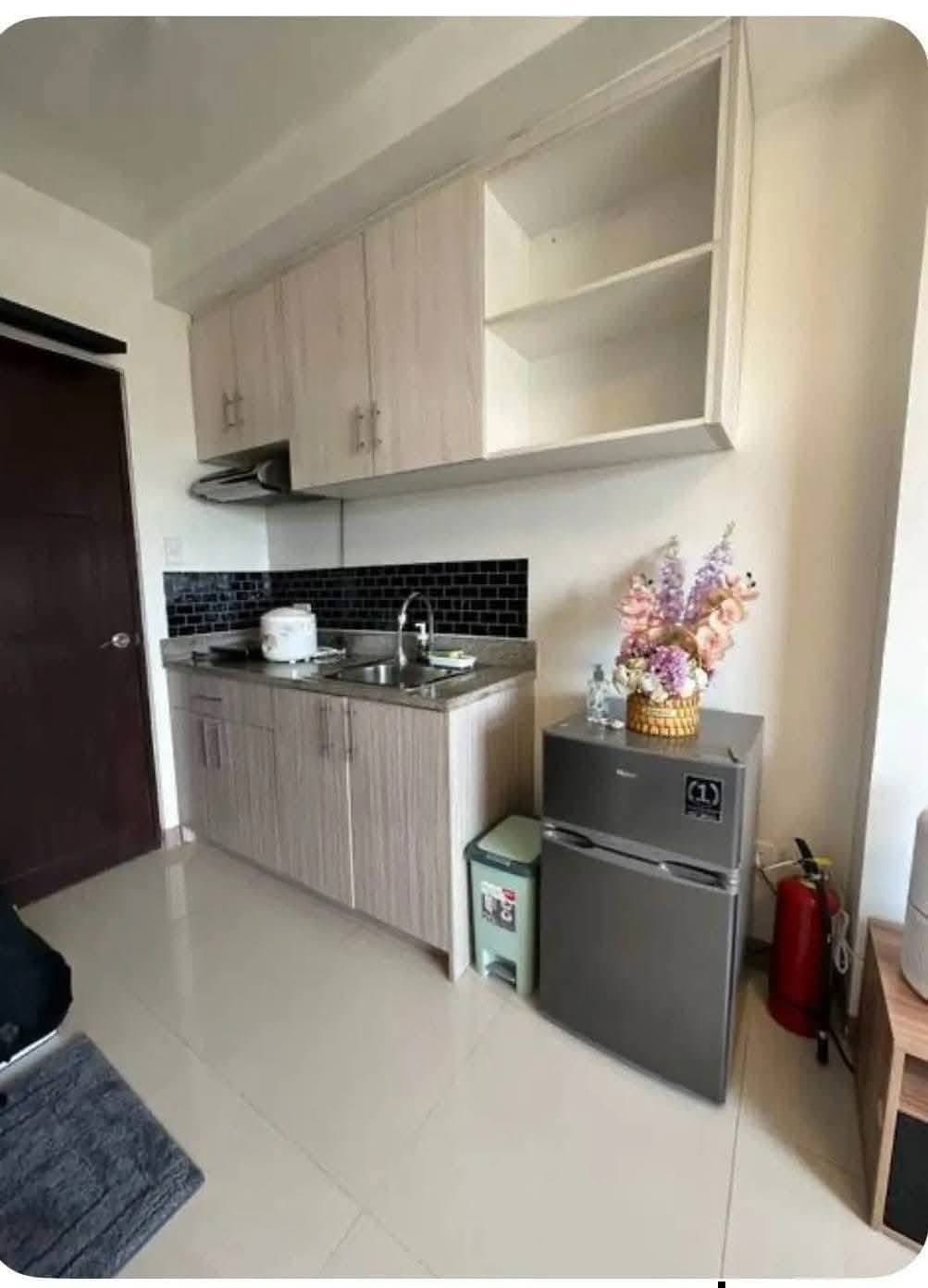 Furnished Studio Unit - photo 5