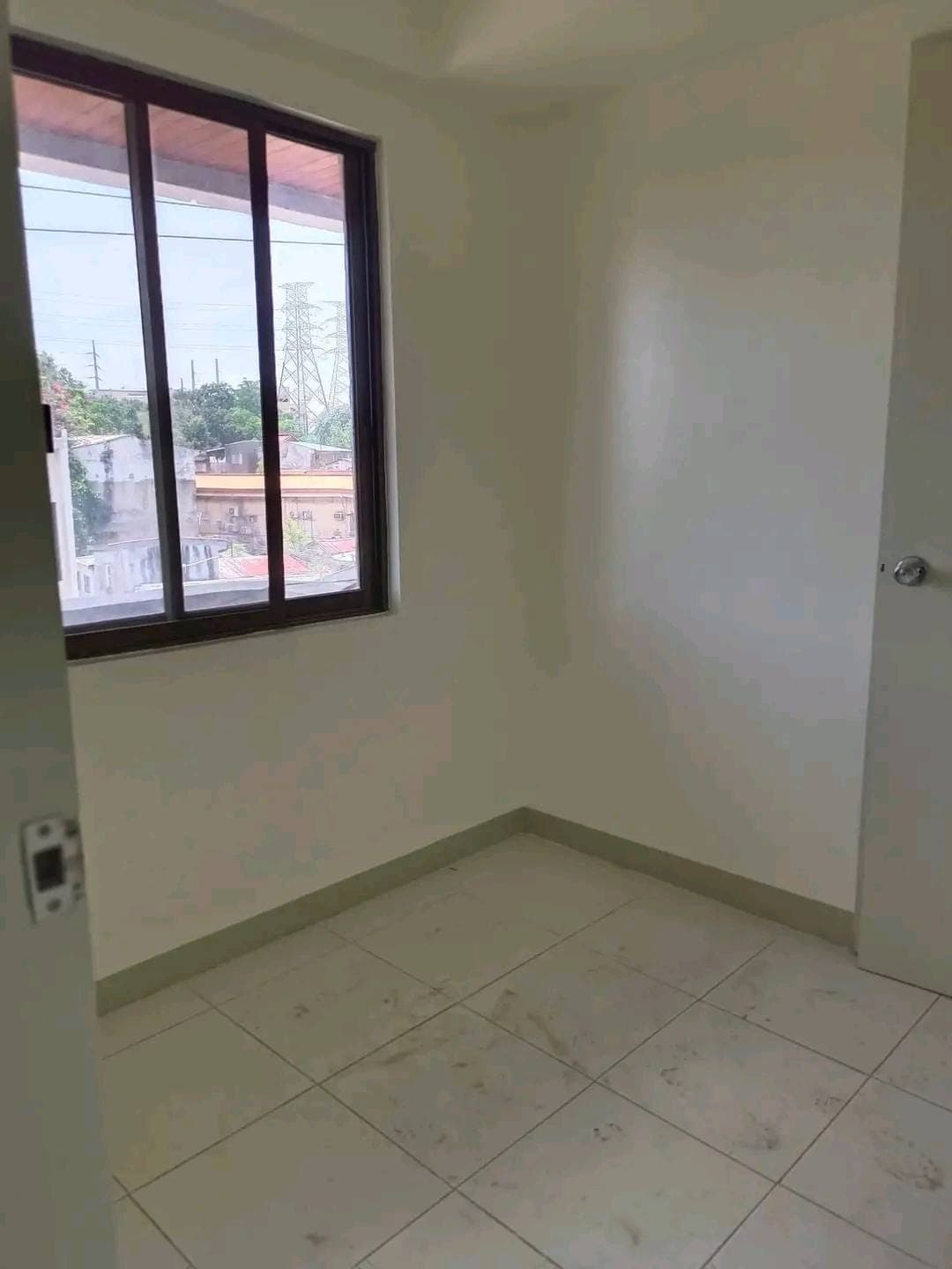FOR RENT 2BR RESIDENTIAL UNIT IN TALAMBAN CEBU CITY - photo 3