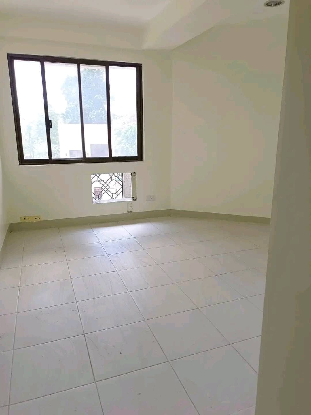 FOR RENT 2BR RESIDENTIAL UNIT IN TALAMBAN CEBU CITY - photo 7