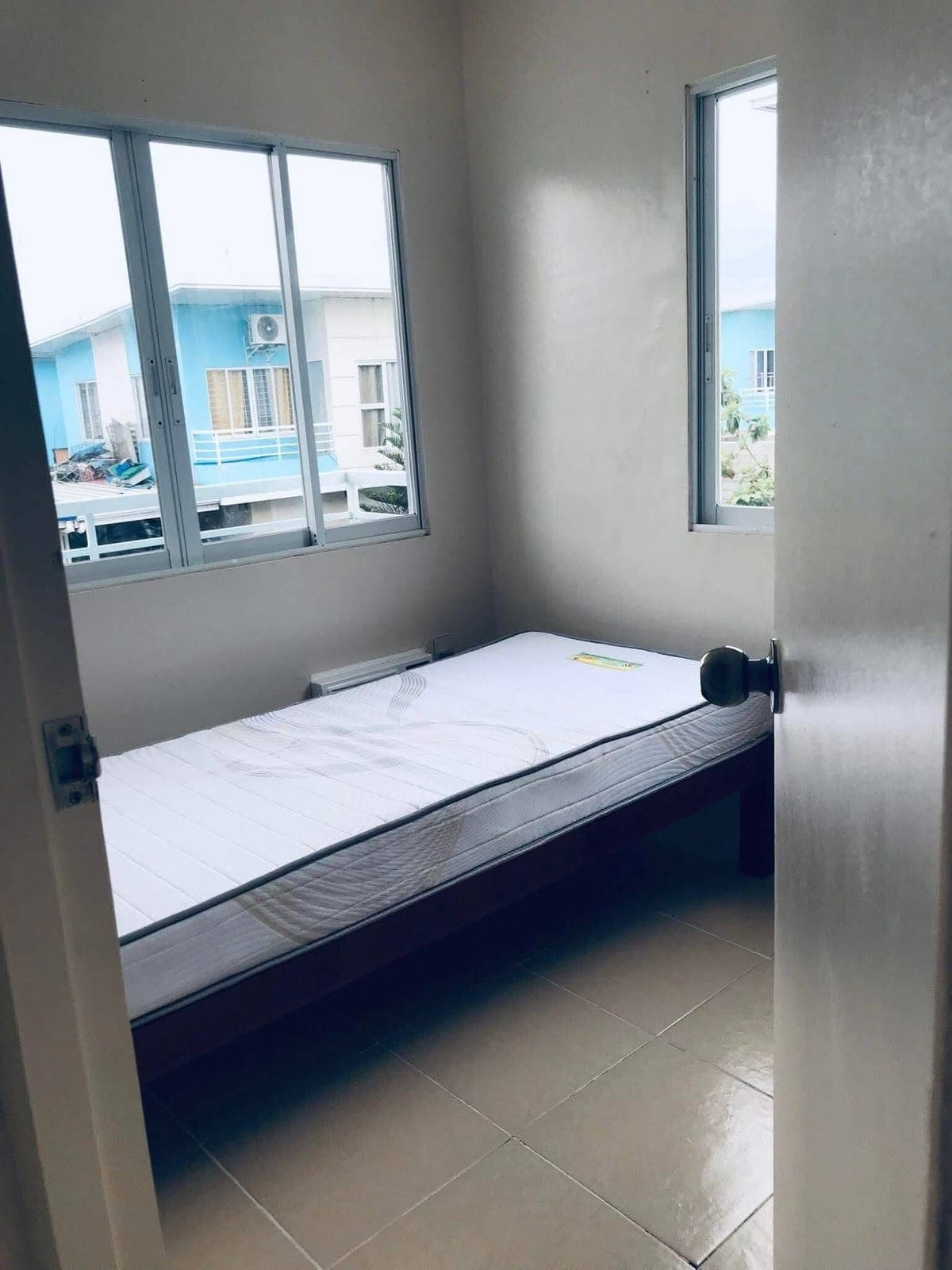 🔰✴ SEMI-FURNISHED SINGLE-DETACHED 2-STOREY HOUSE FOR RENT WITH 3 BEDROOMS & CARPARK – MALIBU RESIDENCES ✴🔰 - photo 8