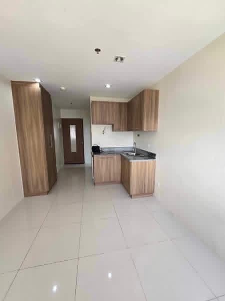 🏡✨ STUDIO UNIT FOR LEASE – PRIME MANDAUE LOCATION! ✨🏡 - photo 2