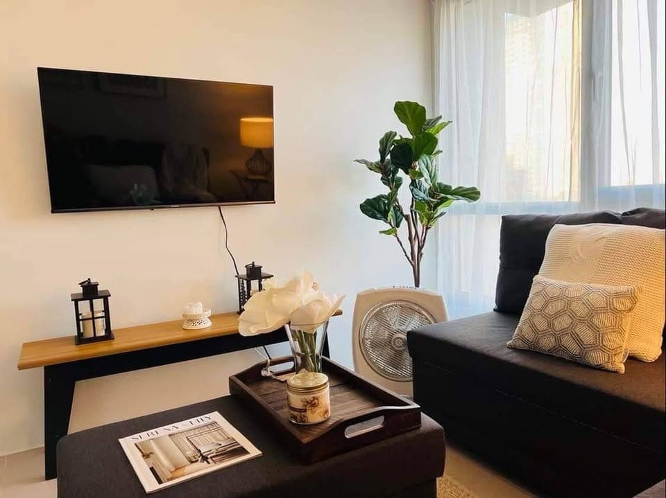 For Rent - photo 1