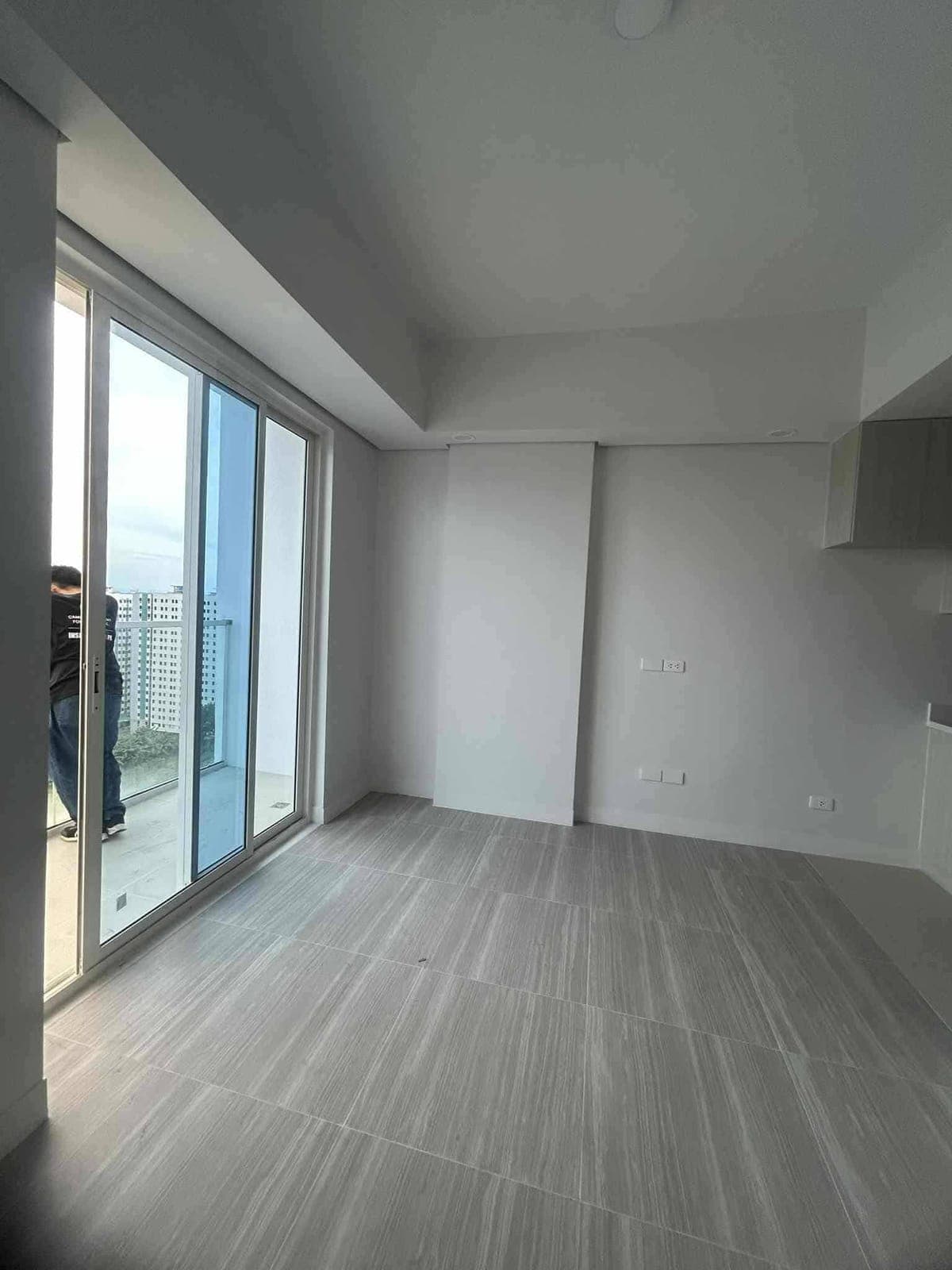 𝗙𝗢𝗥 𝗥𝗘𝗡𝗧 | ₱𝟯𝟬,𝟬𝟬𝟬/𝗺𝗼 | 𝗦𝘁𝘂𝗱𝗶𝗼 + 𝗣𝗮𝗿𝗸𝗶𝗻𝗴 - photo 8