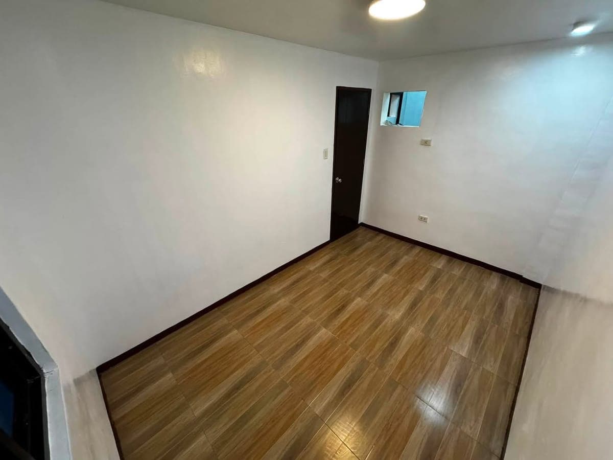 1 BEDROOM APARTMENT FOR RENT with CAR PARKING - photo 4