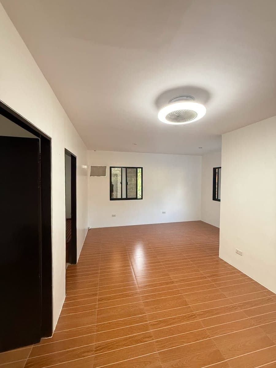🏠 **HOUSE FOR RENT** - photo 5