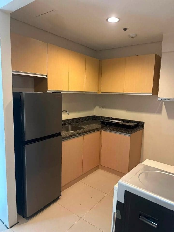 Available for lease - photo 5