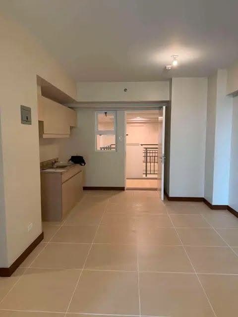𝐅𝐎𝐑 𝐑𝐄𝐍𝐓: 2BR Bare Unit at DMCI The Oriana, Quezon City - photo 4