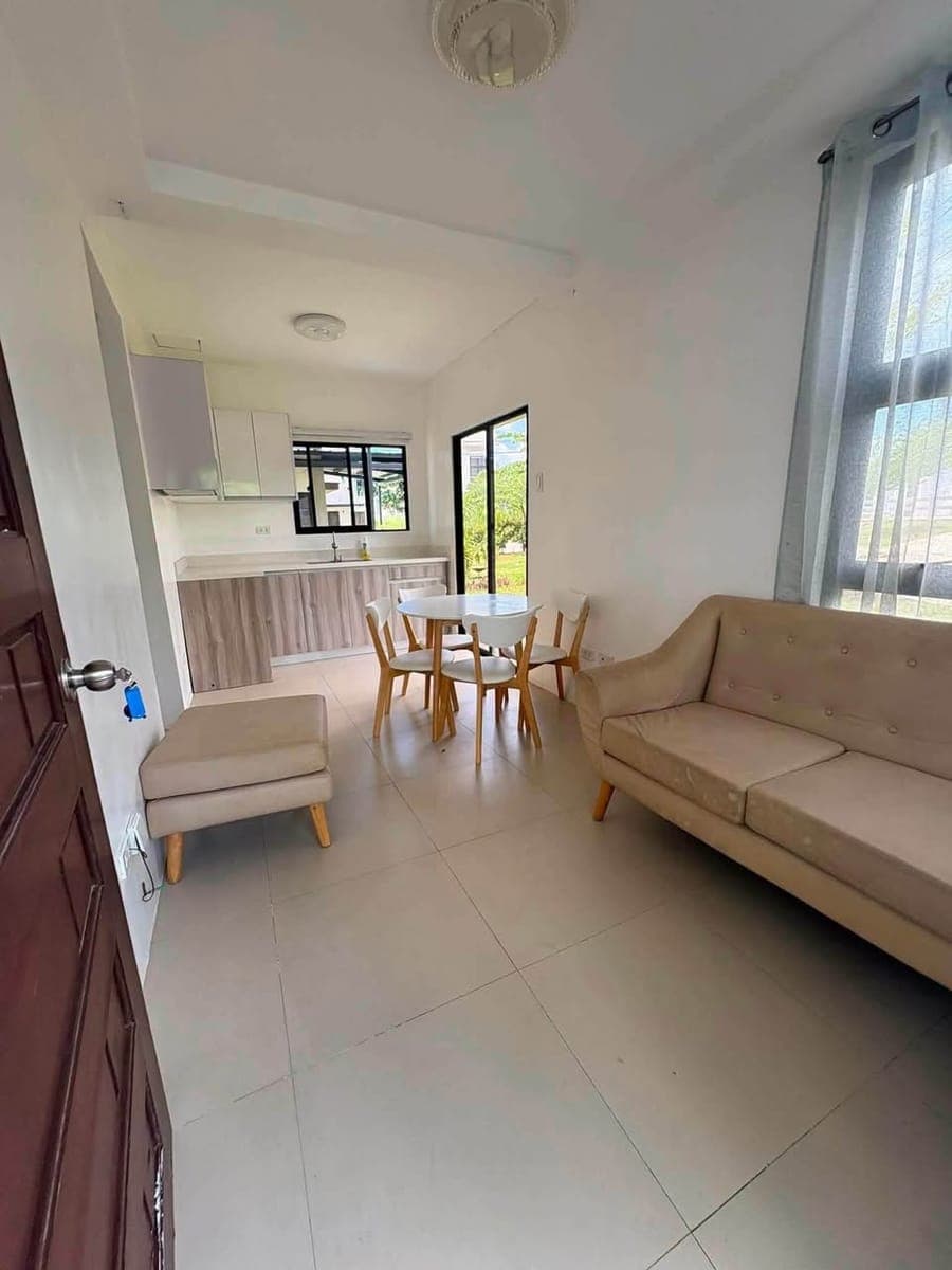 House For Rent, Furnished in Xavier Estates Ignatius Enclave 1 💰 ₱30,000 Monthly - photo 3