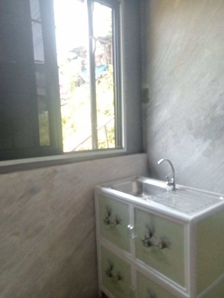 Kani nalang nabilin Isa ka room. overlooking type. mahangin. zone12f upper Carmen. 4k monthly. 1 mo.... - photo 1