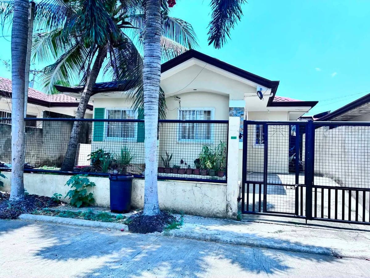😍house for rent uptown😍 - photo 1
