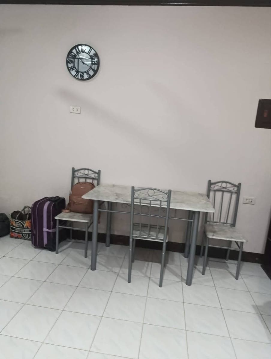 HOUSE FOR RENT - photo 1
