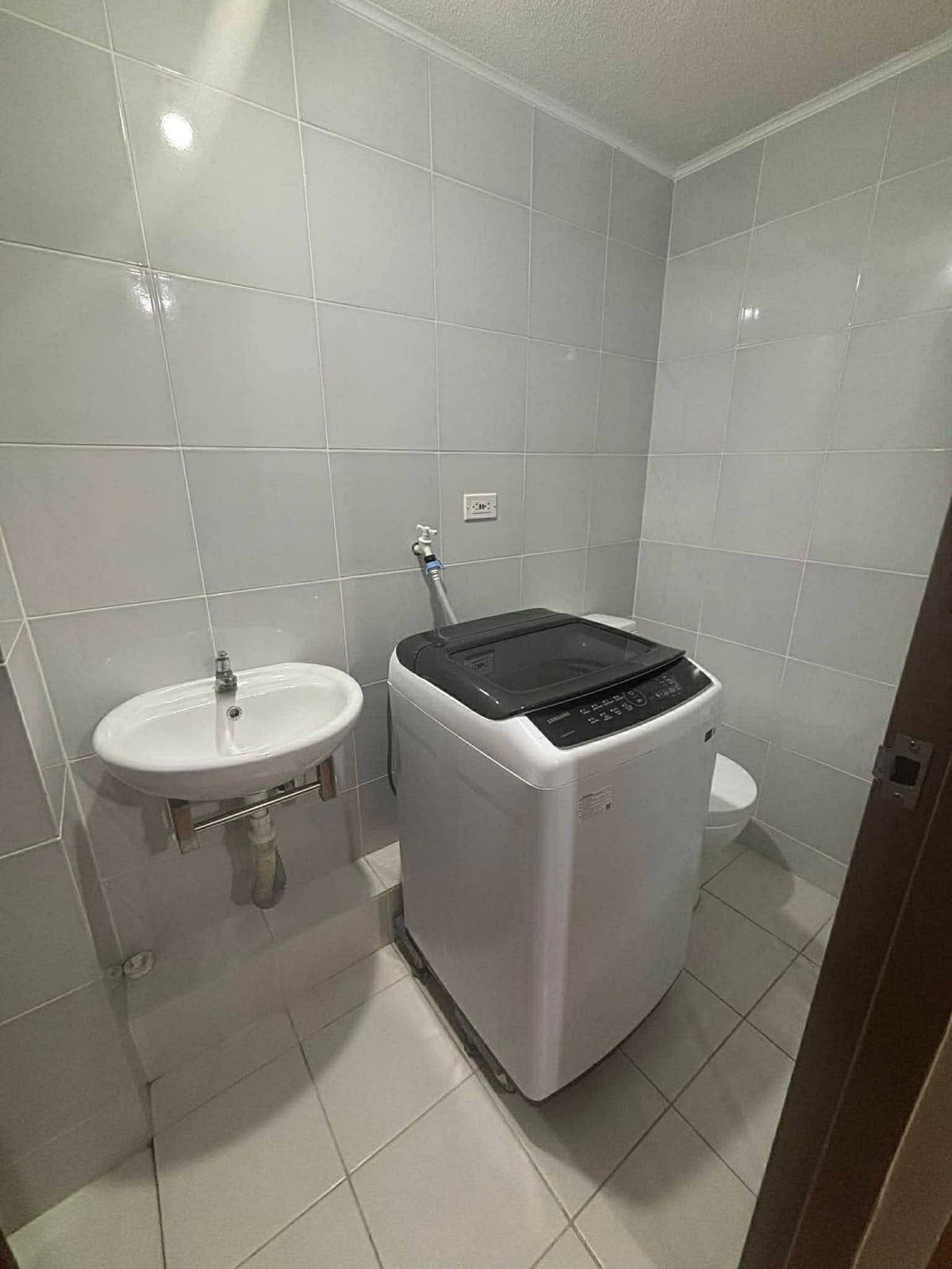 2BR condo unit in San Remo Oasis of Citi de Mari South Road Properties Cebu City ... - photo 6