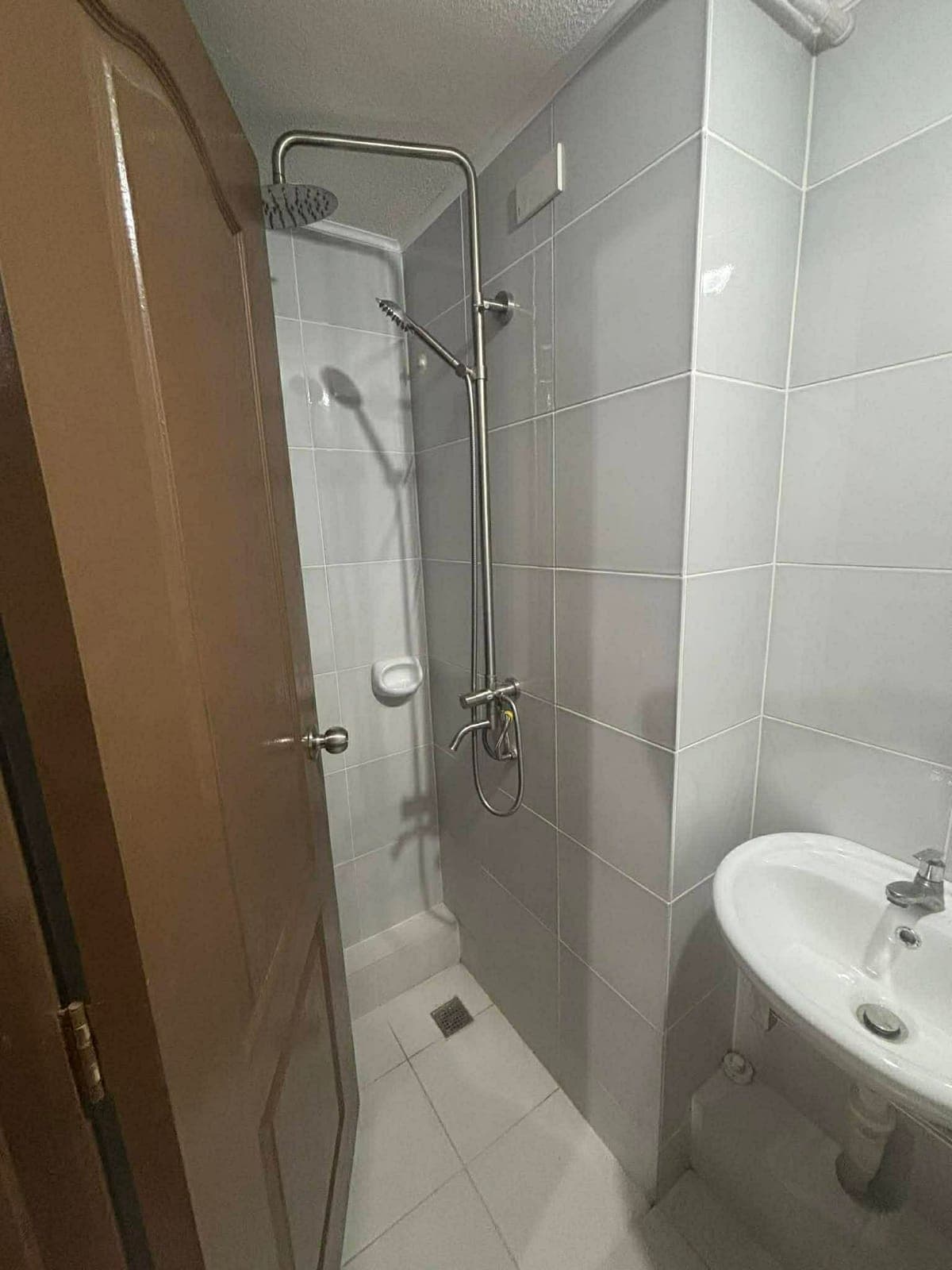 2BR condo unit in San Remo Oasis of Citi de Mari South Road Properties Cebu City ... - photo 7