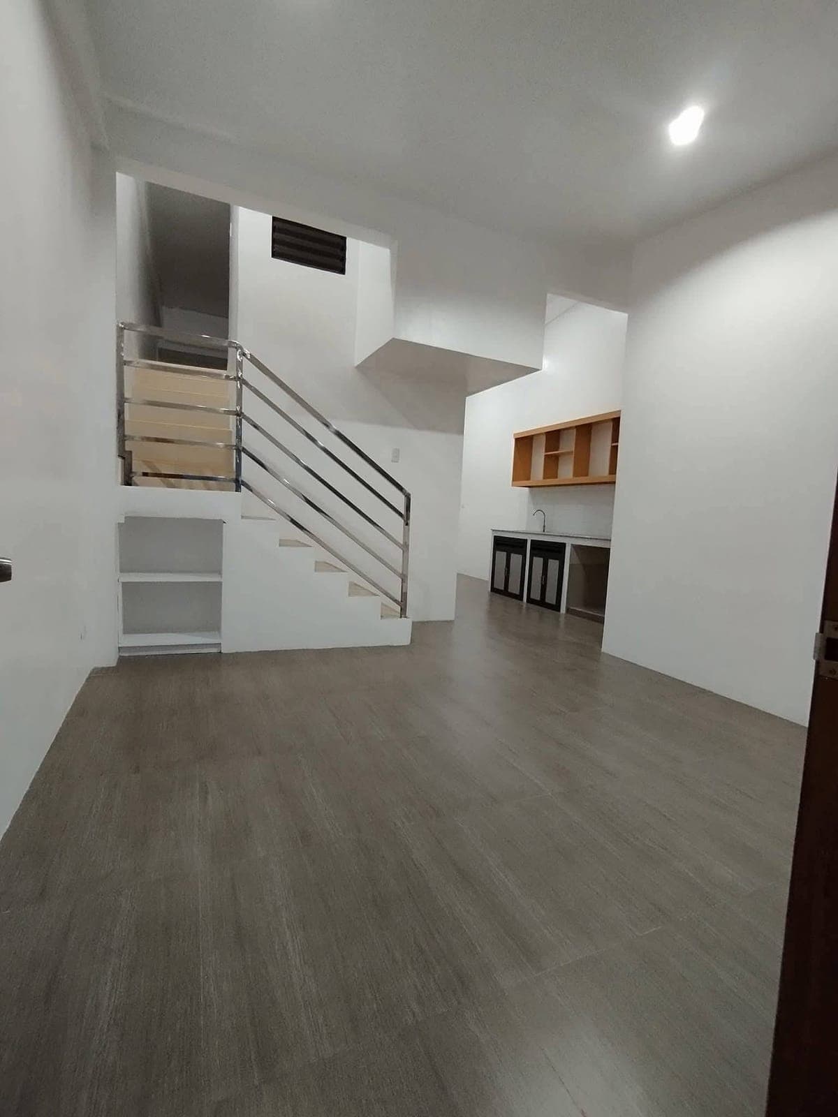 🏡 2-Bedroom: ₱20,000/month - photo 2