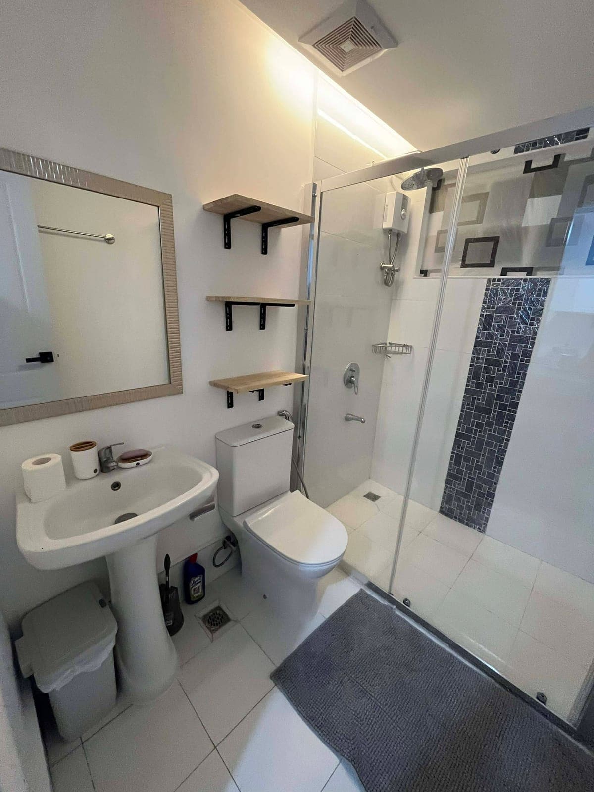 FOR RENT IN APPLE ONE BANAWA - photo 3