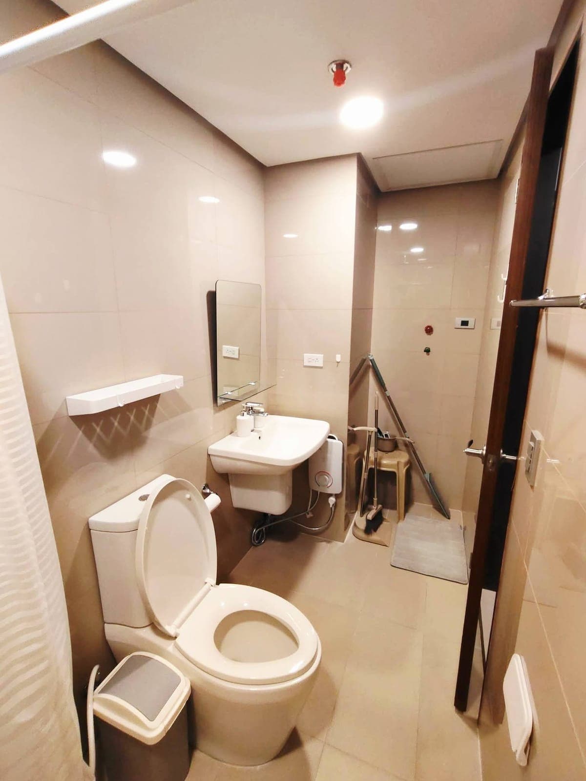 𝗙𝗢𝗥 𝗥𝗘𝗡𝗧 | Fully Furnished Studio in Cebu IT Park – Only ₱28K/month! 🏙️✨ - photo 16