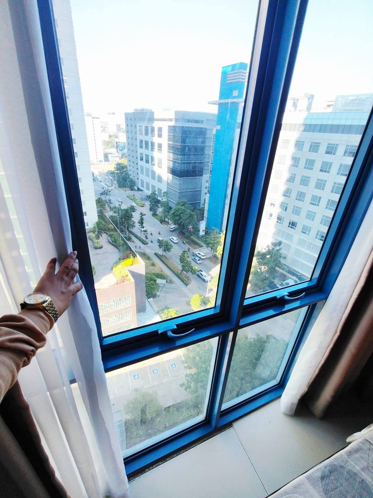 𝗙𝗢𝗥 𝗥𝗘𝗡𝗧 | Fully Furnished Studio in Cebu IT Park – Only ₱28K/month! 🏙️✨ - photo 6