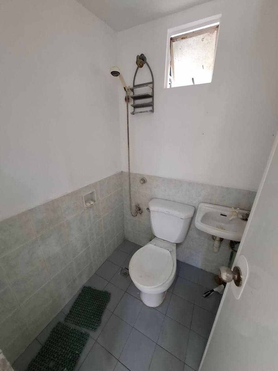 2 Bedrooms House for rent near Uptown Cagayan de Oro — Bungalow House, Big Dirty kitchen, Gated, and Pet-friendly. - photo 4