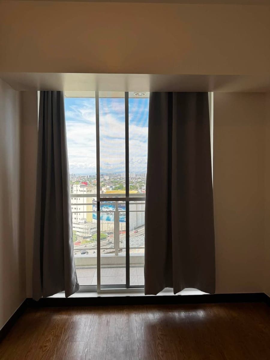 FOR RENT – 1 Bedroom Unit with Parking at Soraya, Allegra Gardens - photo 1