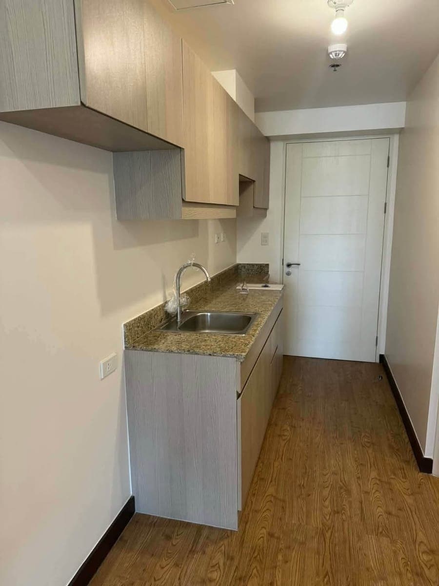 𝑭𝑶𝑹 𝑹𝑬𝑵𝑻: 1 BEDROOM w/ BALCONY | PASIG - photo 4