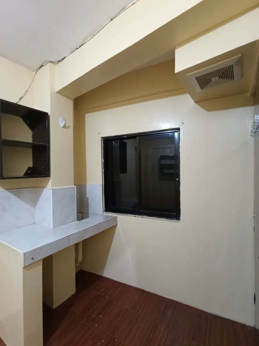 2 STUDIO TYPE ROOM AVAILABLE ! - photo 2