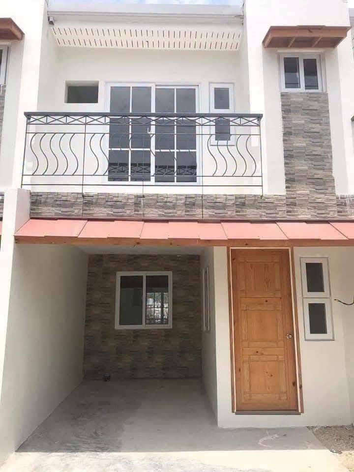 🌸💯FOR RENT Semi-furnished 3-STOREY 3-BEDROOM HOUSE  near FOODA CONSOLACION 18.5K/month🌷 - photo 1