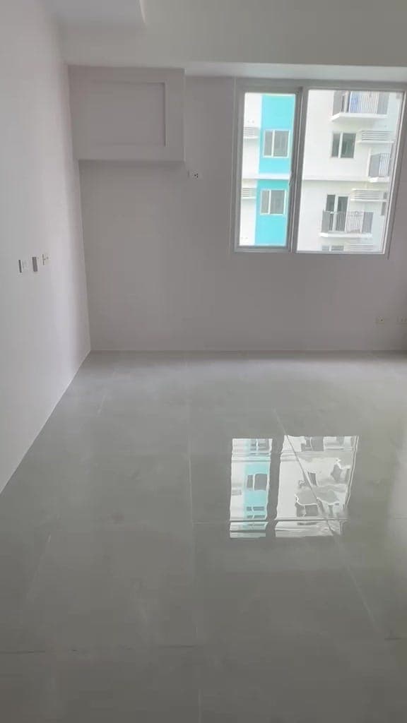 BRAND NEW Studio Unit at Casa Mira Mandaue – Pool View! - photo 1