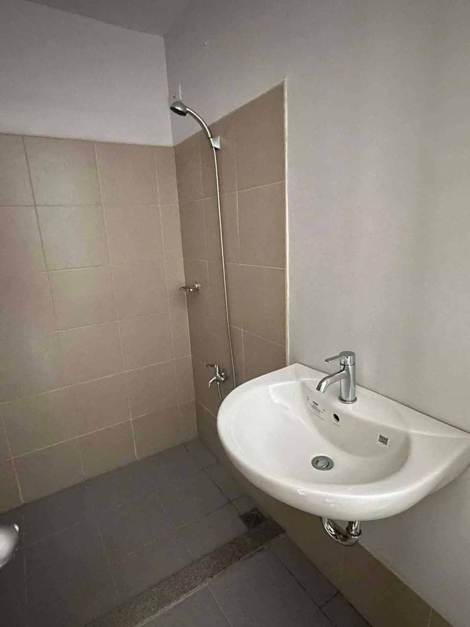 BRAND NEW Studio Unit at Casa Mira Mandaue – Pool View! - photo 3