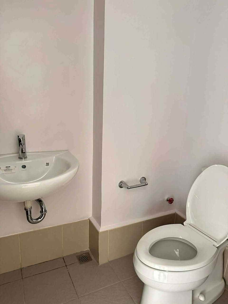 BRAND NEW Studio Unit at Casa Mira Mandaue – Pool View! - photo 4