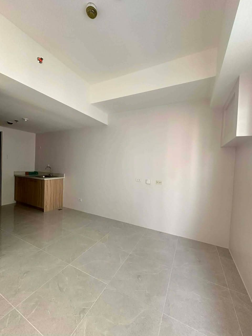 BRAND NEW Studio Unit at Casa Mira Mandaue – Pool View! - photo 5