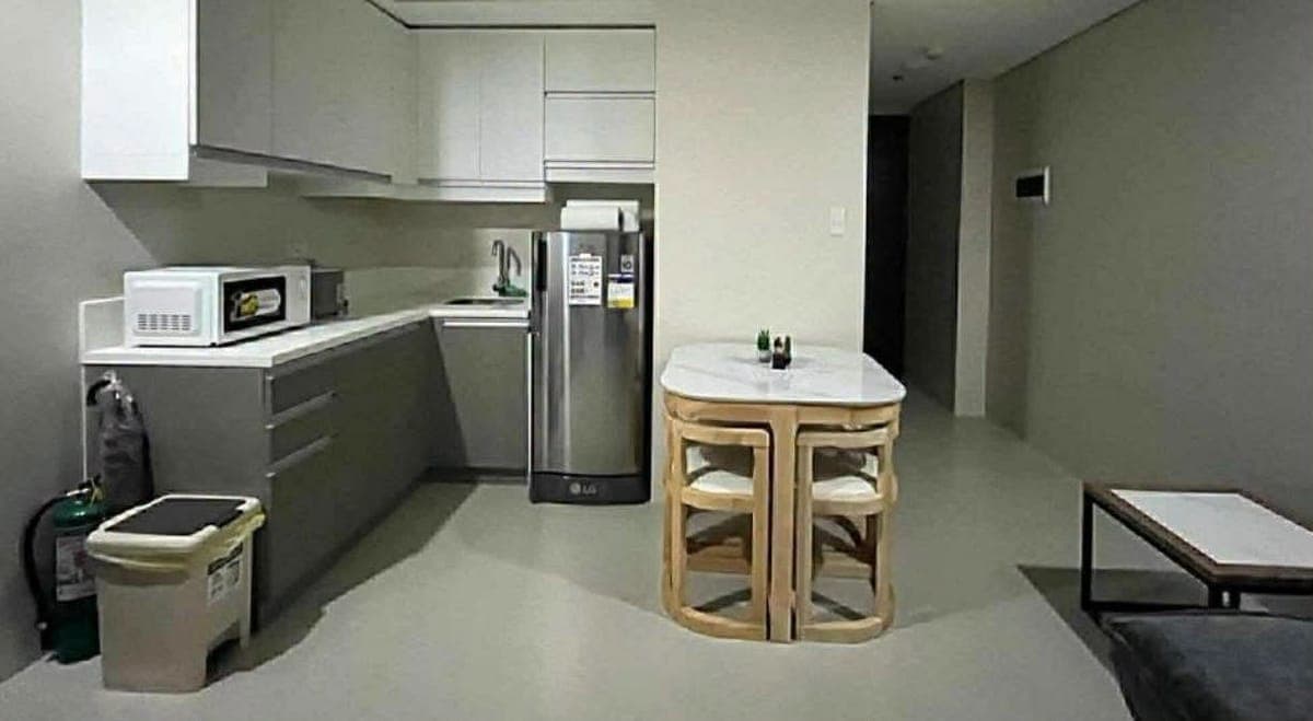 Be the First to rent in the heart of the City - photo 4