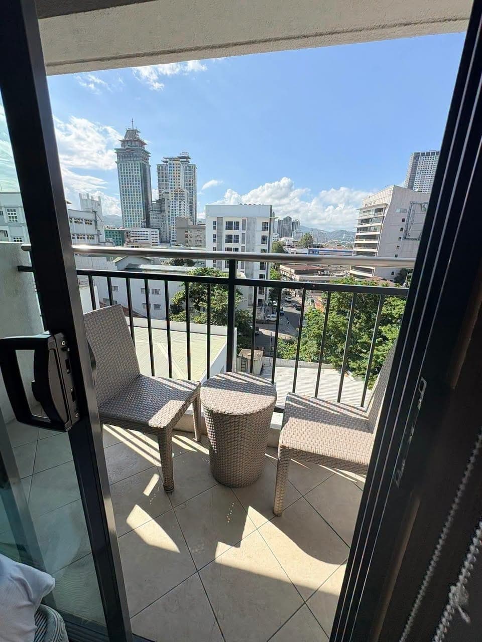 ✨ 𝐅𝐎𝐑 𝐑𝐄𝐍𝐓: FURNISHED STUDIO UNIT with Balcony✨ - photo 2