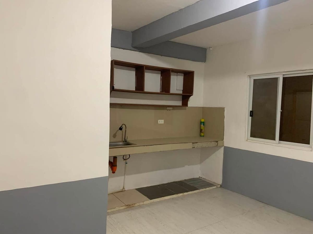 ROOMS FOR RENT (With Motorbike Parking!) - photo 3
